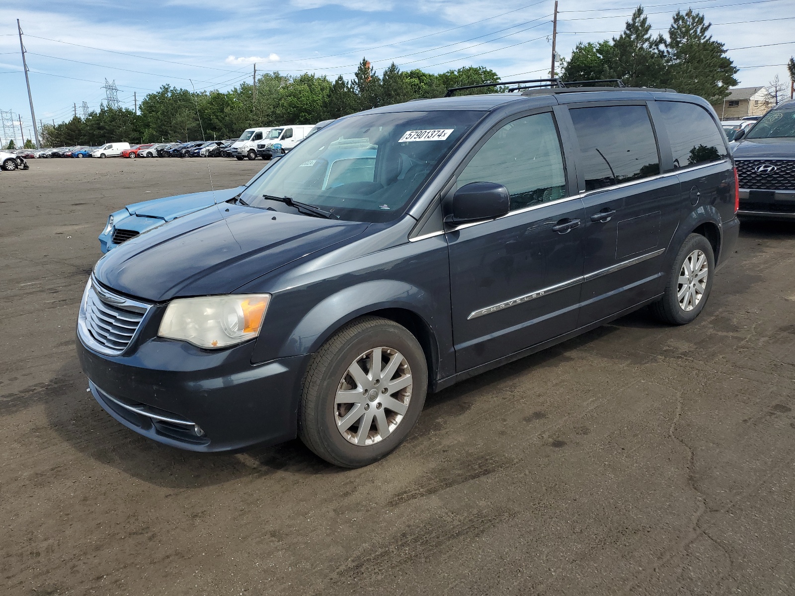 2013 Chrysler Town & Country Touring vin: 2C4RC1BG2DR690411