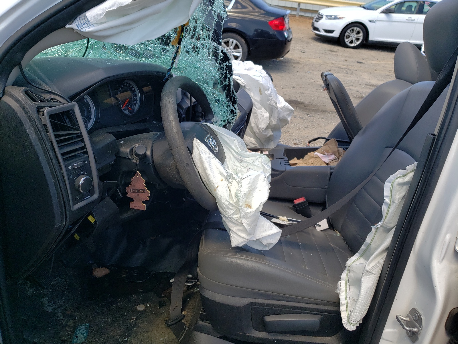 1C6RR6FG3LS116541 2020 Ram 1500 Classic Tradesman