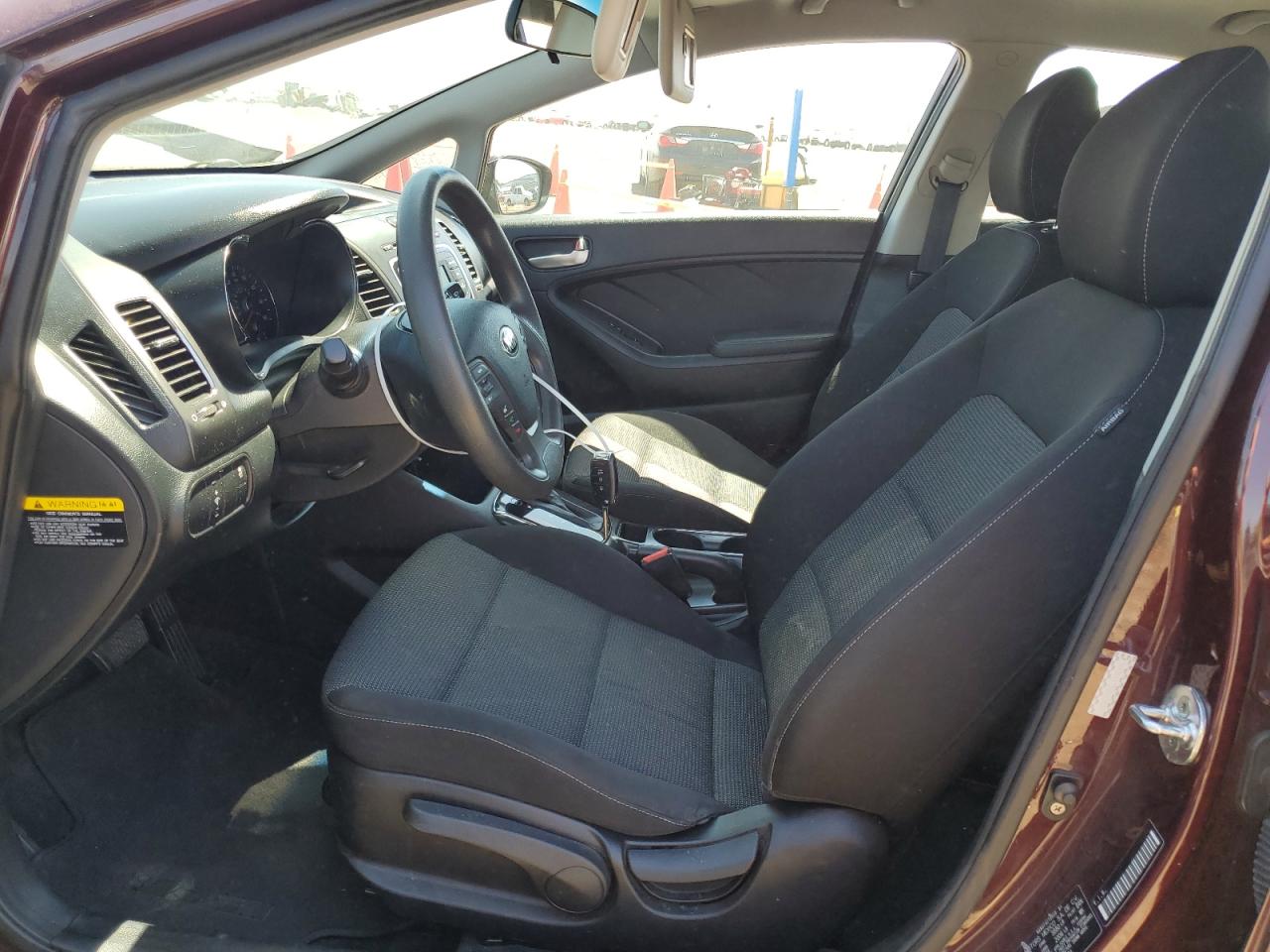 2017 Kia Forte Lx VIN: 3KPFK4A73HE010581 Lot: 59684844