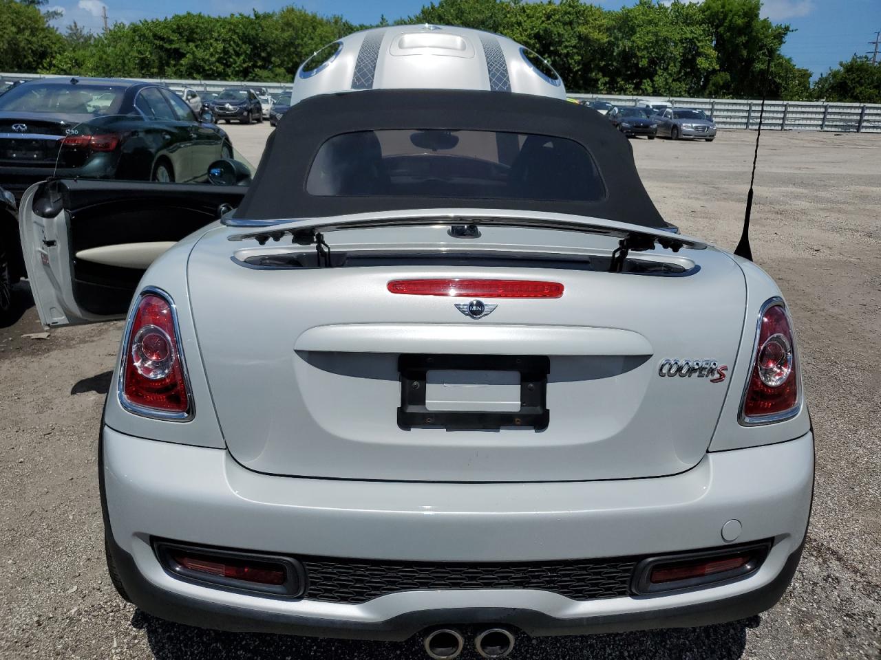 2012 Mini Cooper Roadster S VIN: WMWSY3C55CT144783 Lot: 59321064