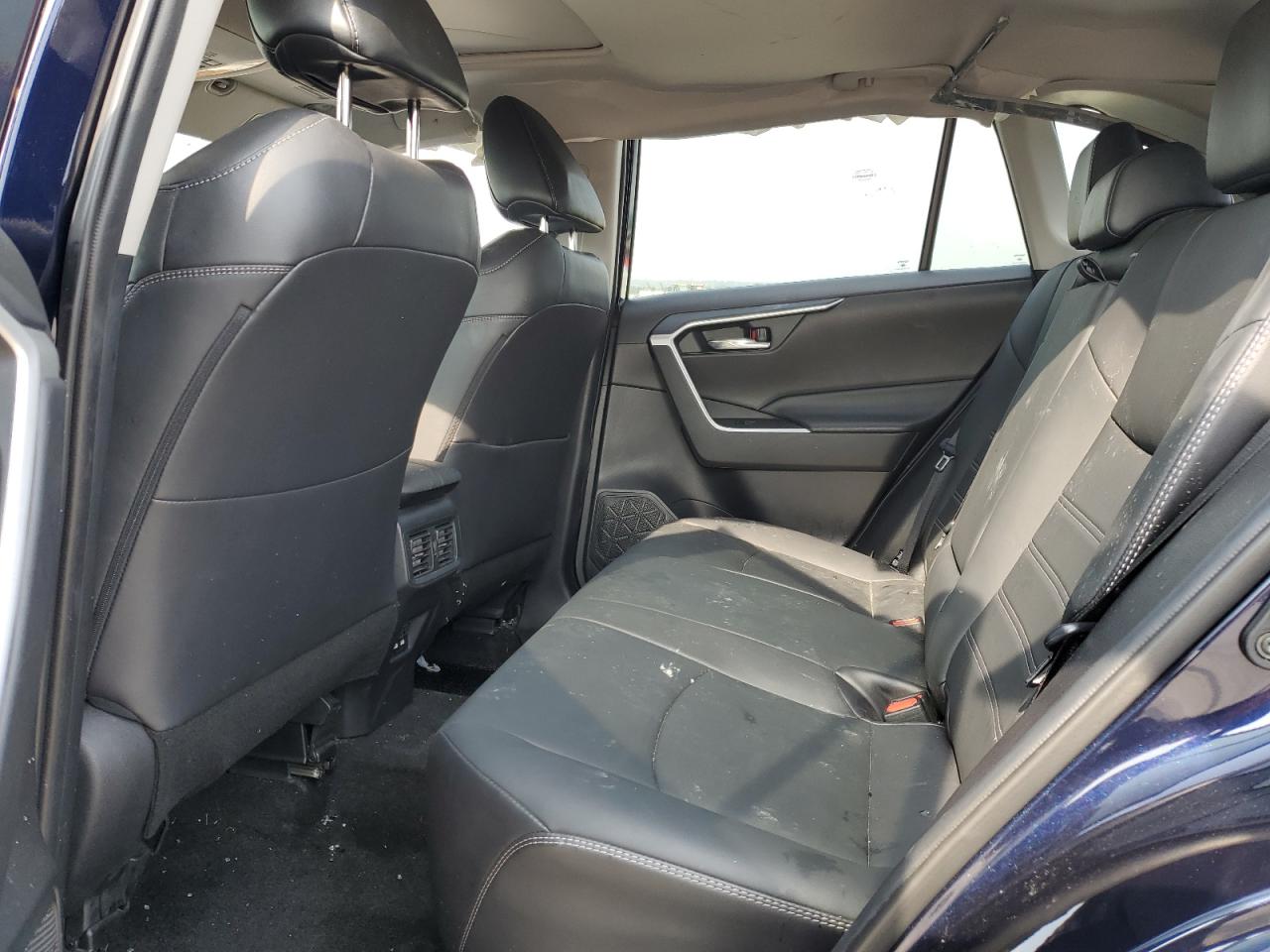 2021 Toyota Rav4 Xle Premium VIN: 2T3C1RFV1MW176736 Lot: 57662384