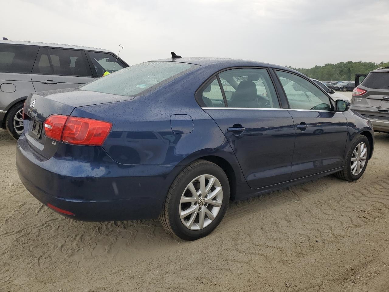 2014 Volkswagen Jetta - Image 3