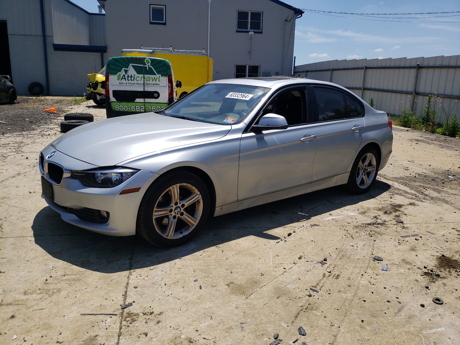 2013 BMW 320 I xDrive vin: WBA3C3C55DF982816