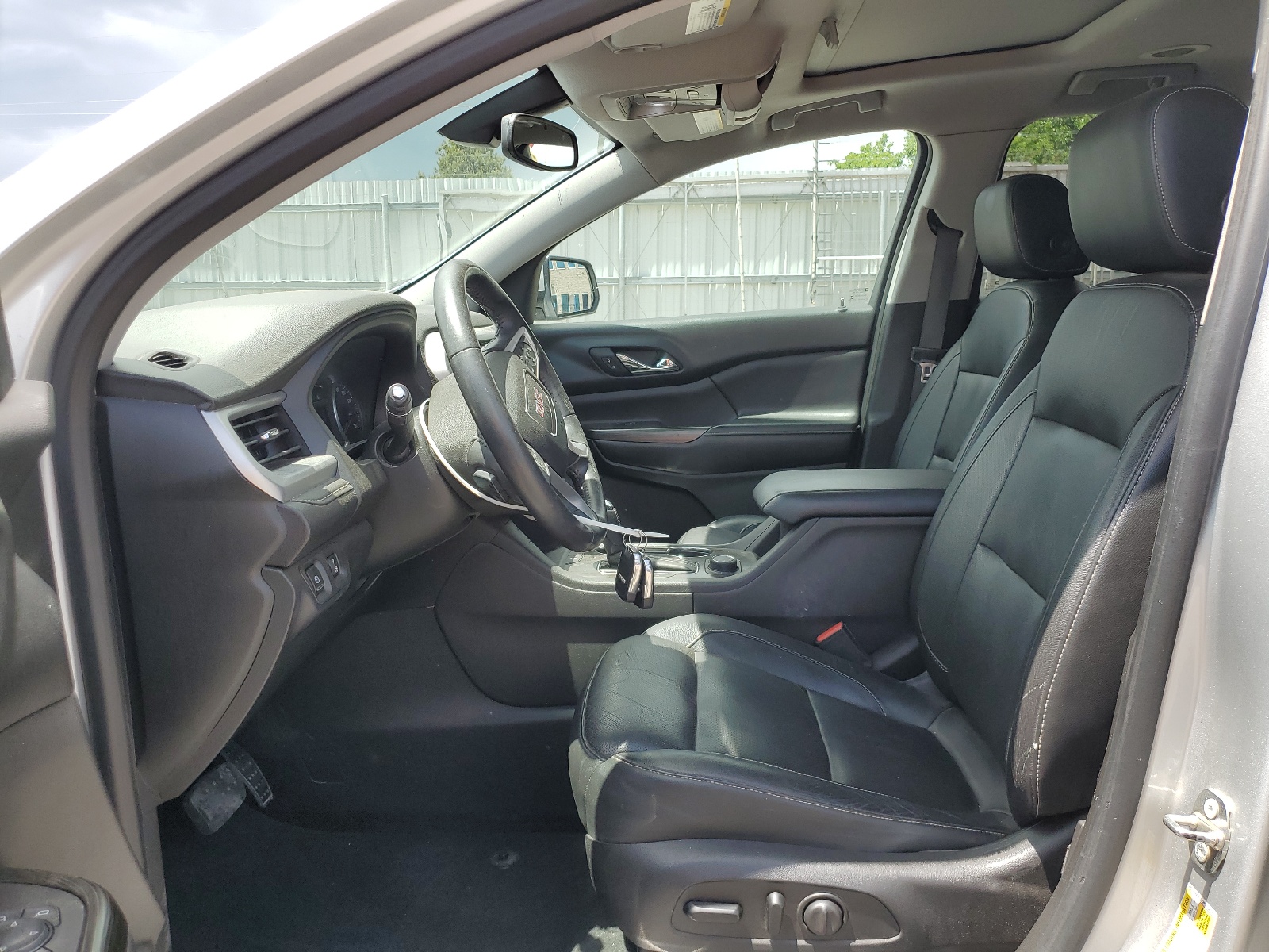 1GKKNULS8HZ134555 2017 GMC Acadia Slt-1