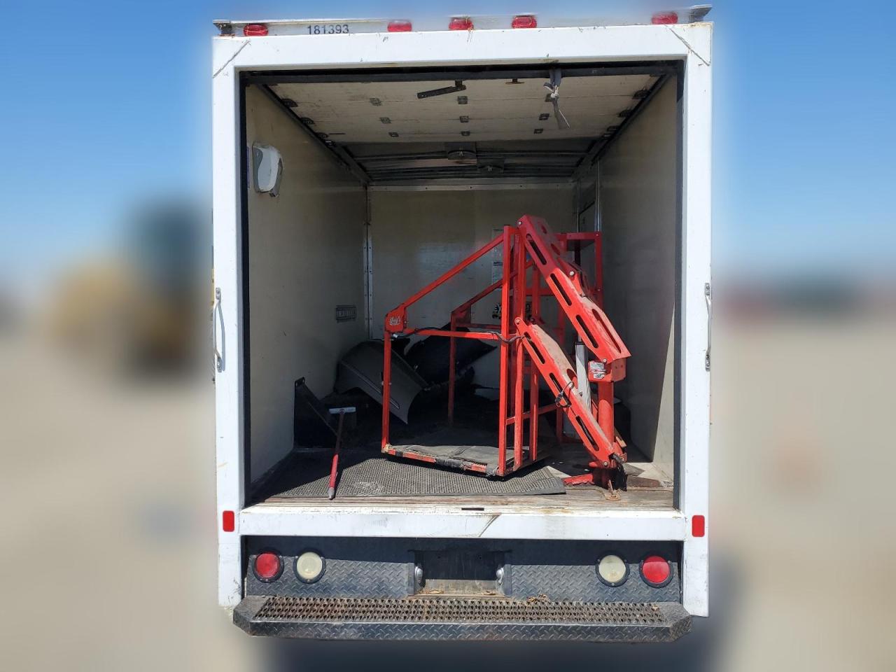 2007 Ford Econoline E350 Super Duty Cutaway Van VIN: 1FDSE35PX7DA27013 Lot: 60638594