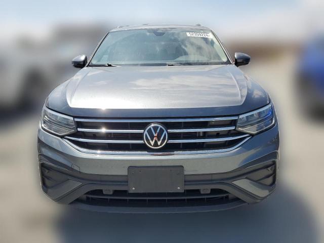  VOLKSWAGEN TIGUAN 2022 Угольный