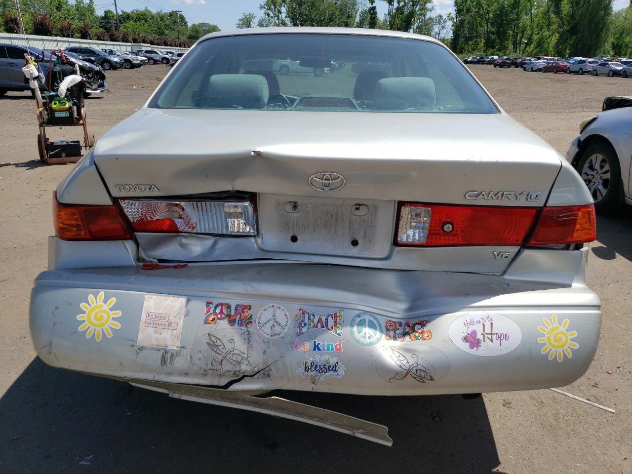 2000 Toyota Camry Le VIN: 4T1BF28K5YU112690 Lot: 57867874