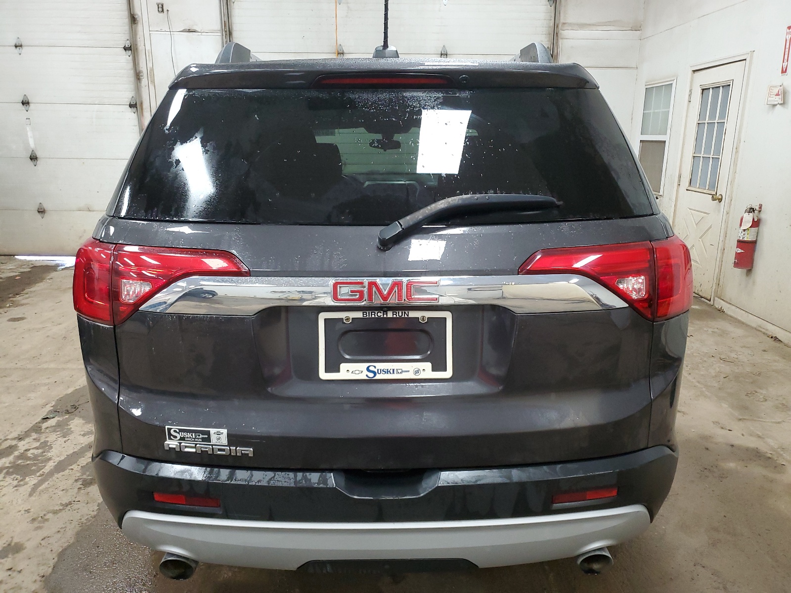 1GKKNLLS8HZ153908 2017 GMC Acadia Sle