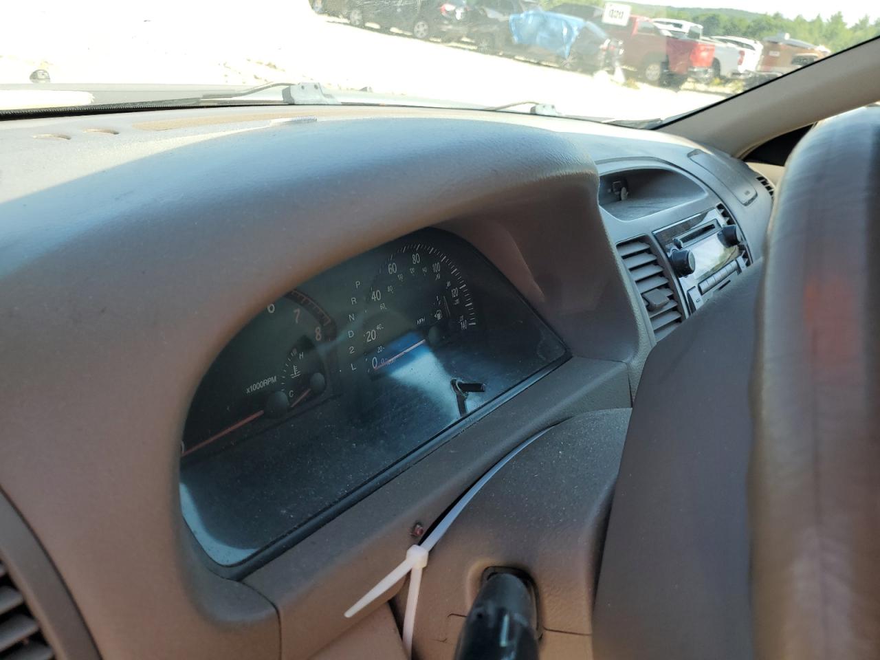 2004 Toyota Camry Le VIN: 4T1BE32K24U261828 Lot: 58518704