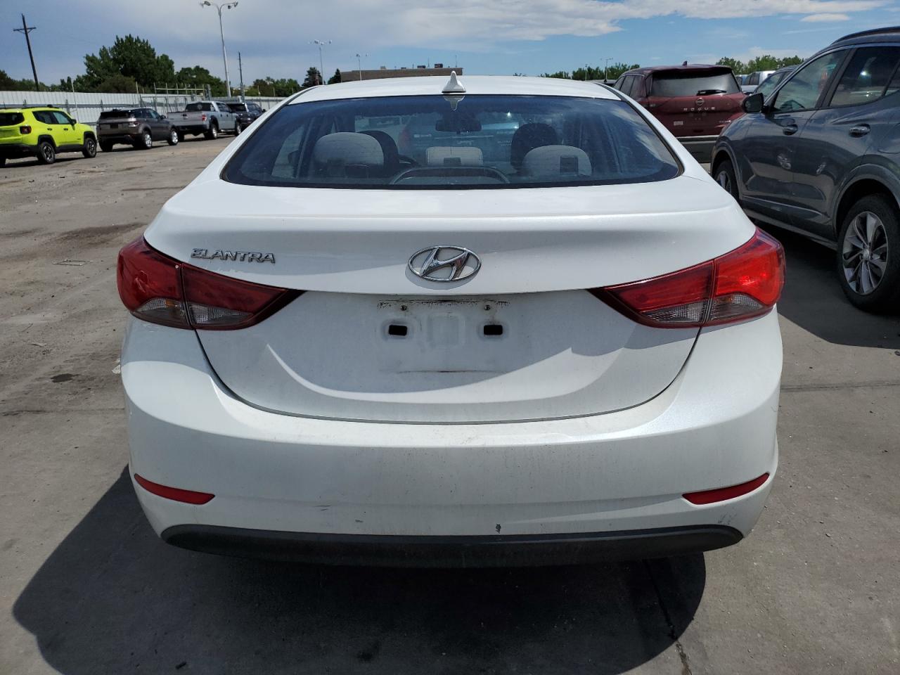 2016 Hyundai Elantra Se VIN: 5NPDH4AE9GH755740 Lot: 60557824