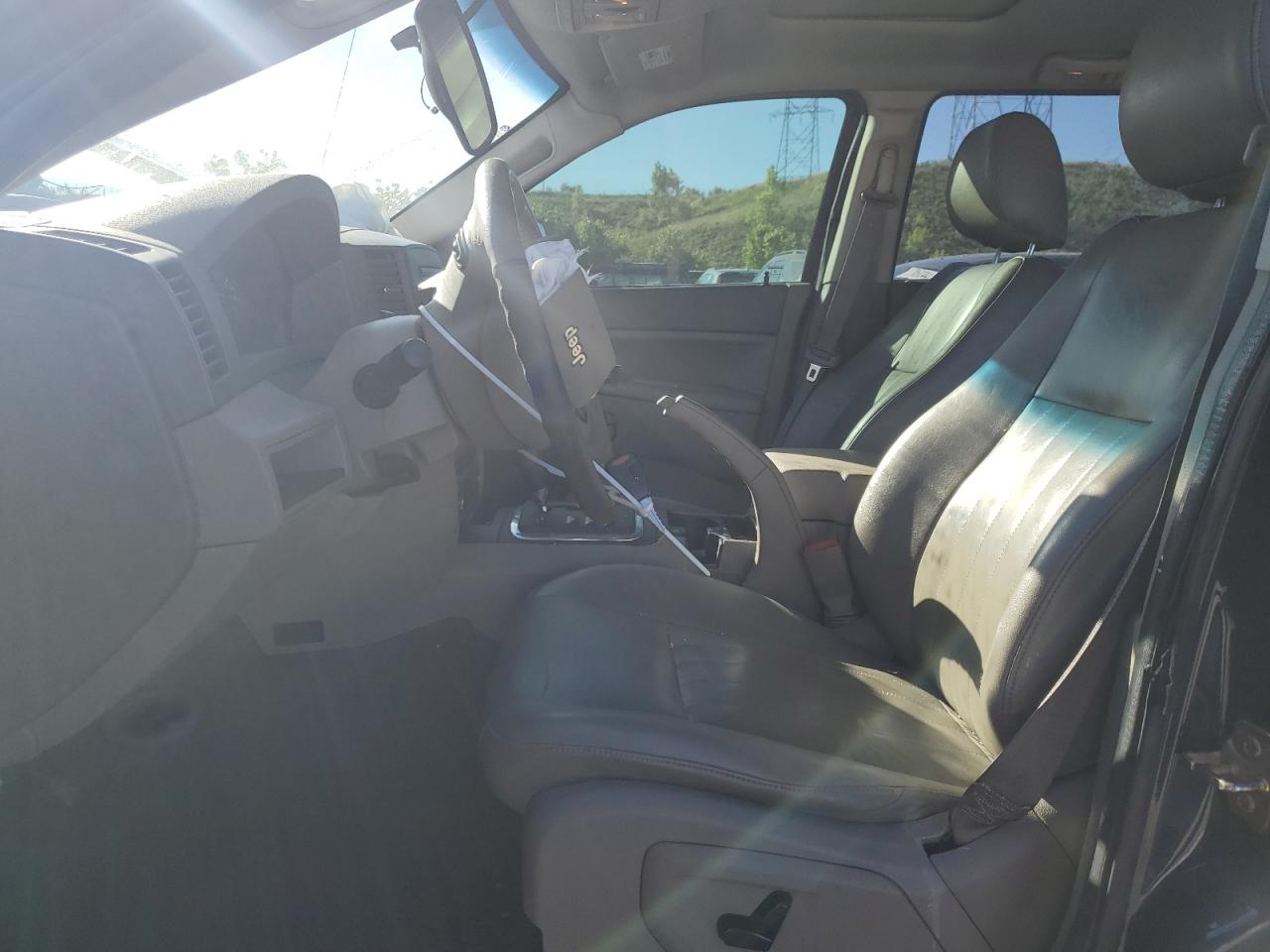 2005 Jeep Grand Cherokee Laredo VIN: 1J4HR48N15C604950 Lot: 58046044