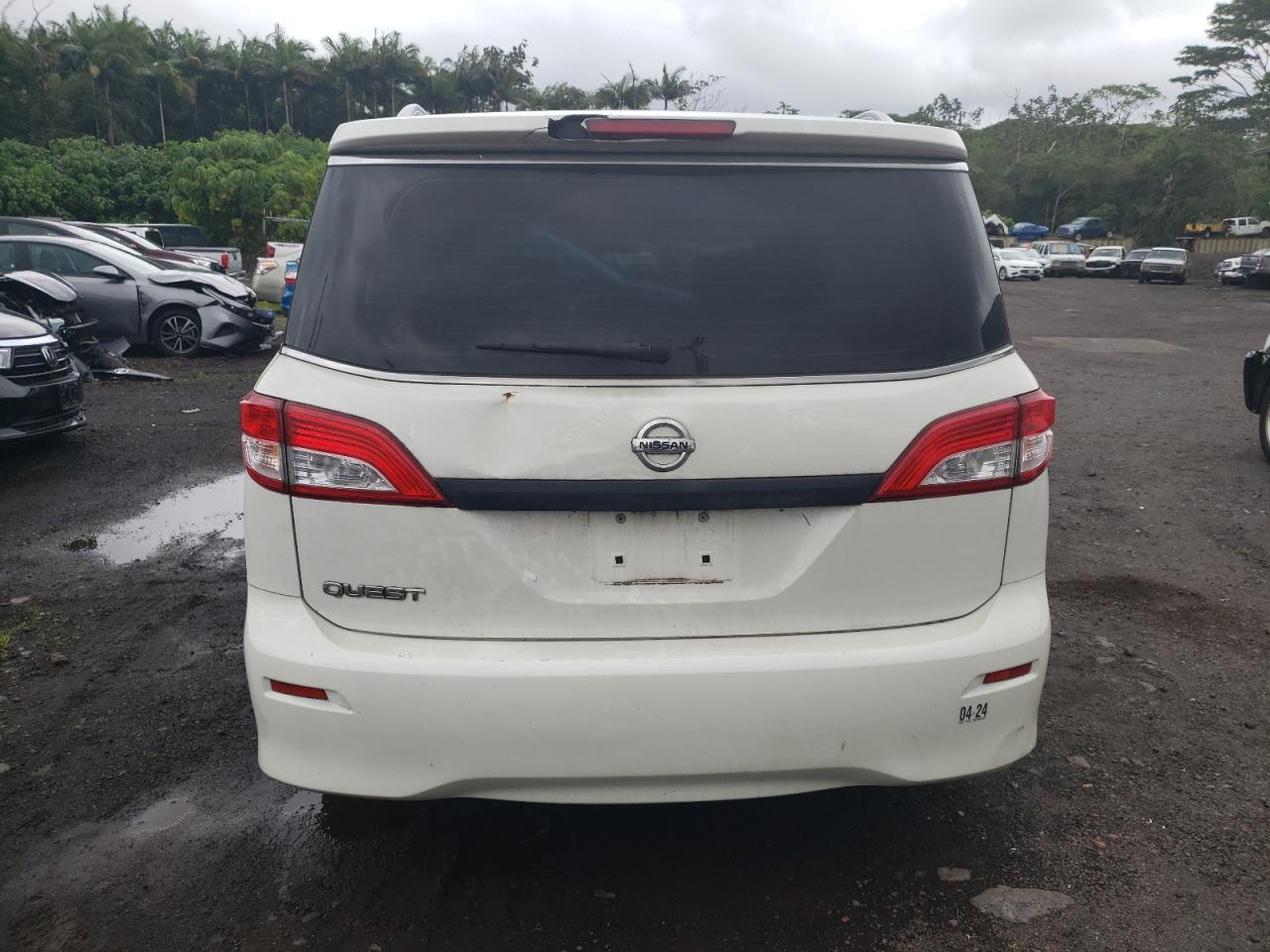 JN8AE2KP0F9120076 2015 Nissan Quest S