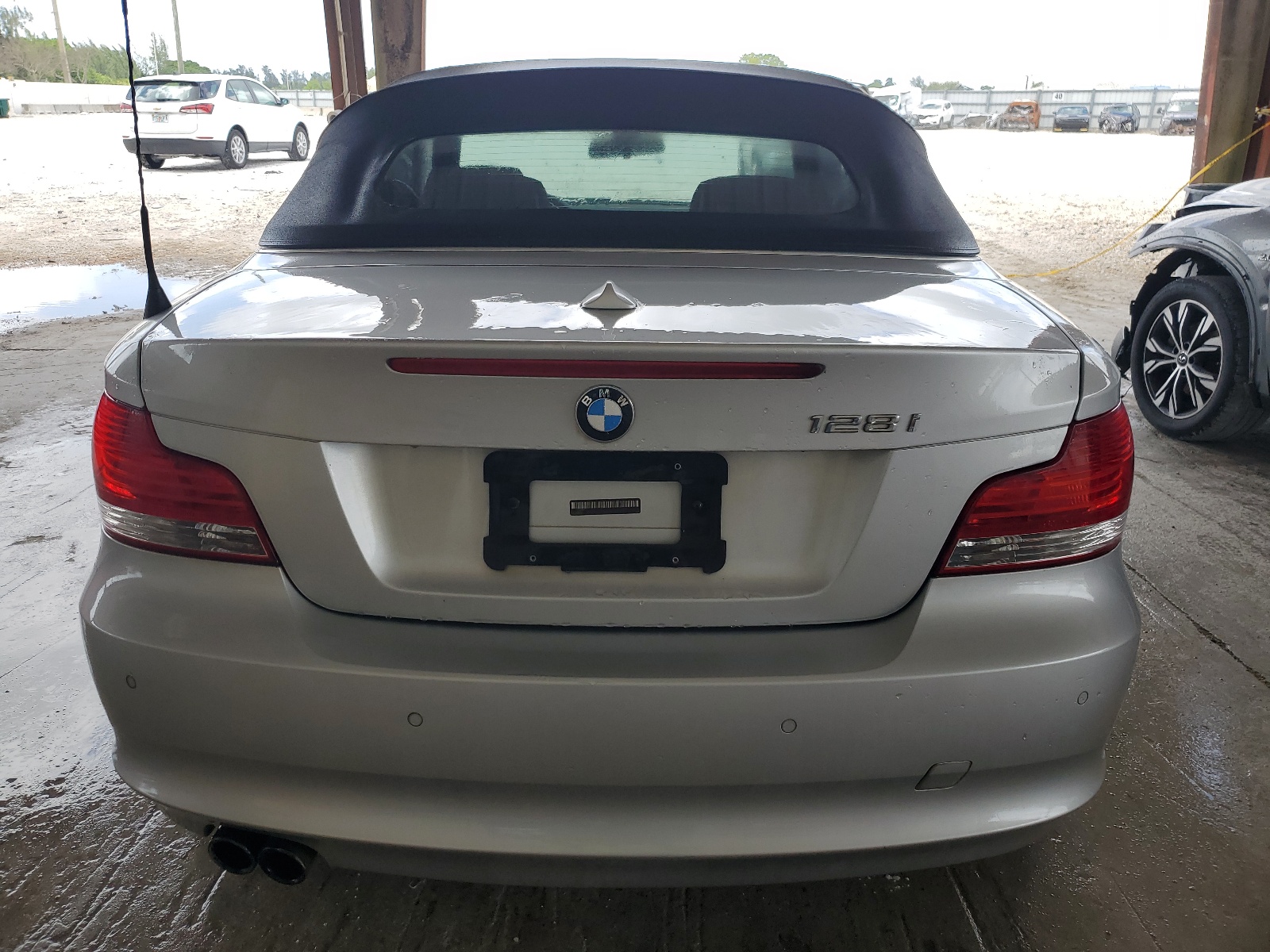 WBAUL735X9VJ75622 2009 BMW 128 I