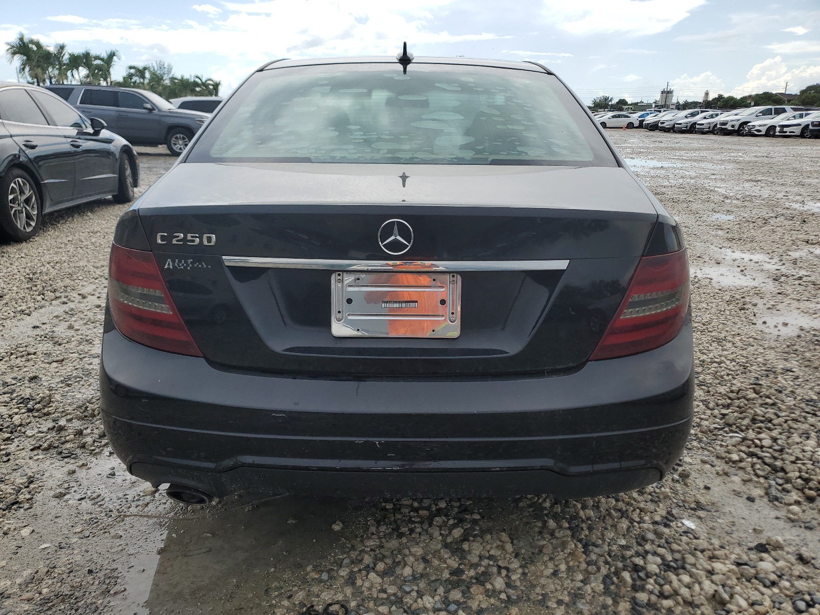 2012 Mercedes-Benz C 250 vin: WDDGF4HB9CA629321