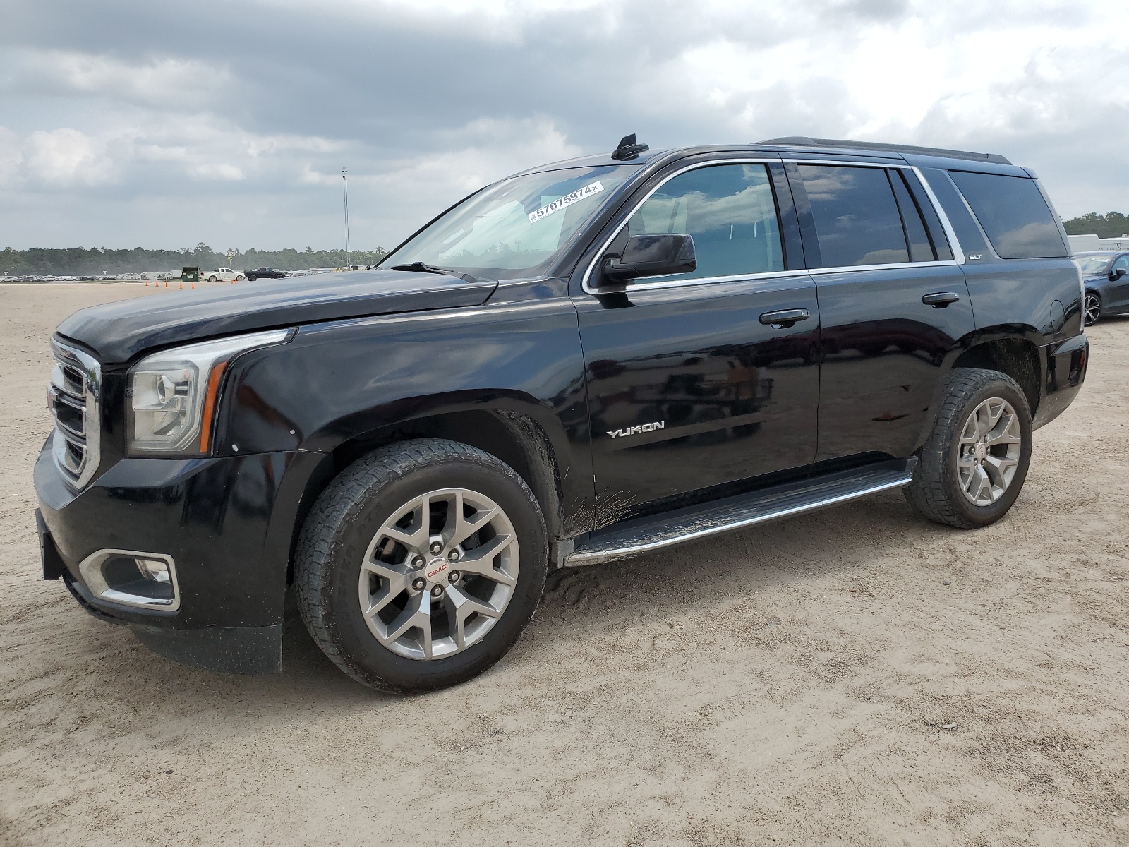 2019 GMC Yukon Slt vin: 1GKS2BKC8KR319641