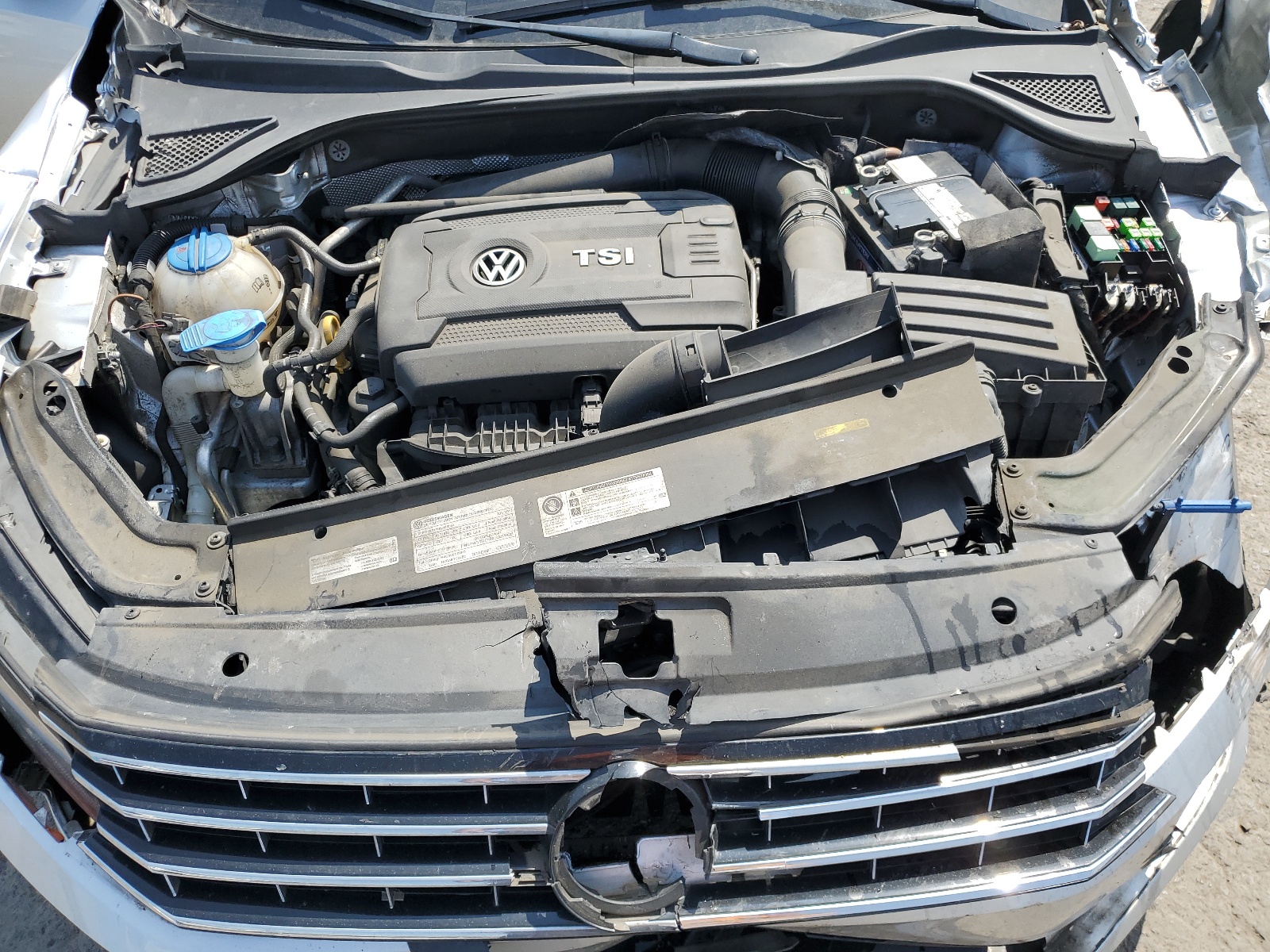 1VWBT7A35HC066259 2017 Volkswagen Passat Se