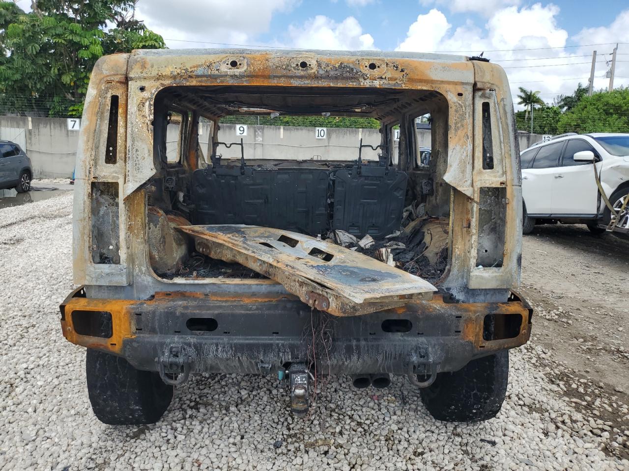 2003 Hummer H2 VIN: 5GRGN23U63H144554 Lot: 59916534