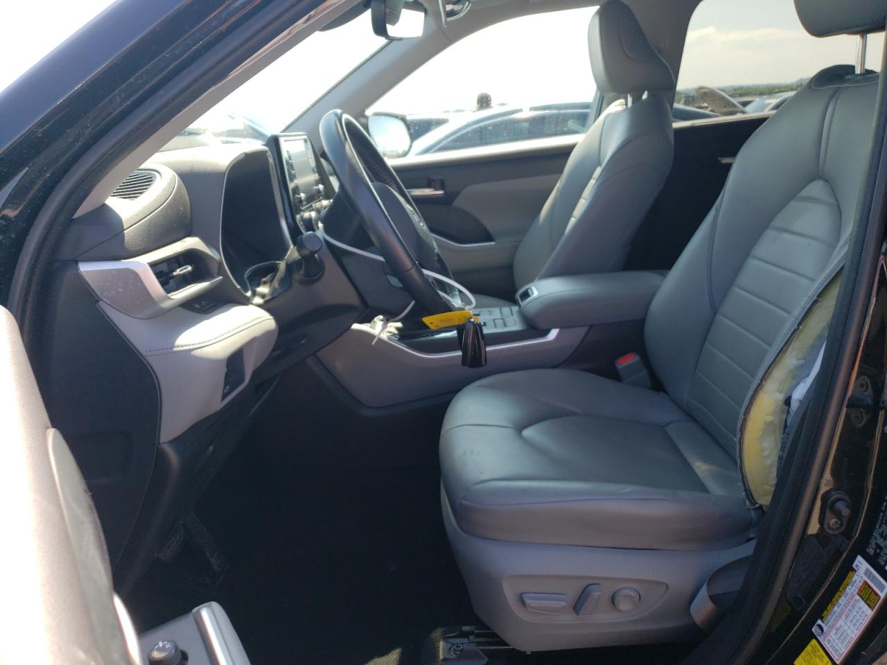 2021 Toyota Highlander Xle VIN: 5TDGZRBH7MS070562 Lot: 58666394