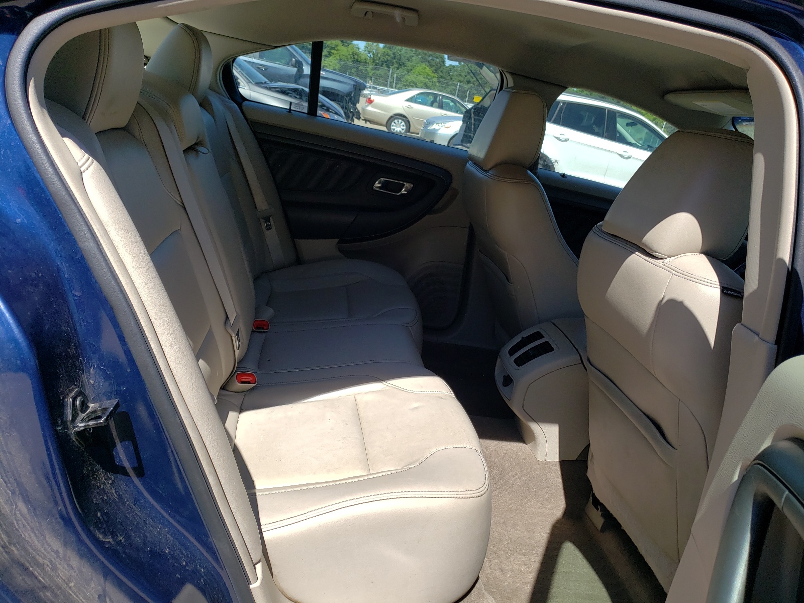 1FAHP2EW5CG123883 2012 Ford Taurus Sel