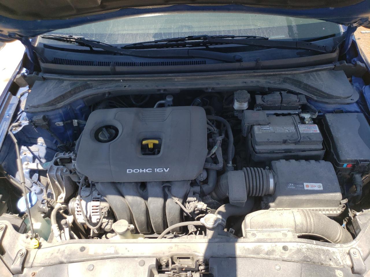 2017 Hyundai Elantra - Image 11