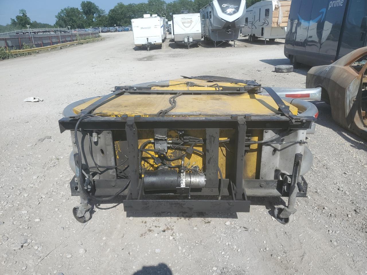 2016 Sxms Attenuator VIN: 1E9TF160DVC521928 Lot: 58967234