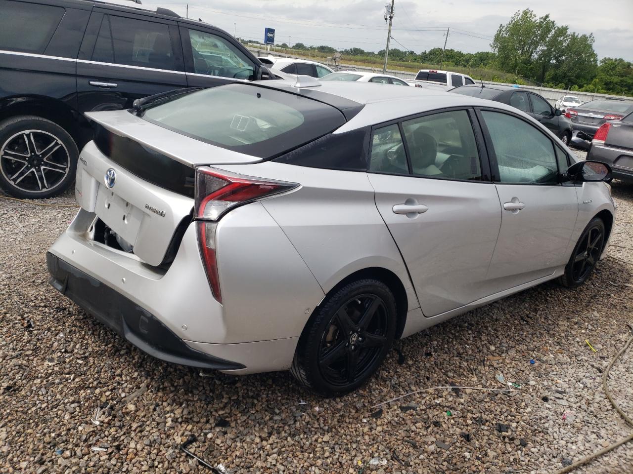 2017 Toyota Prius - Image 3