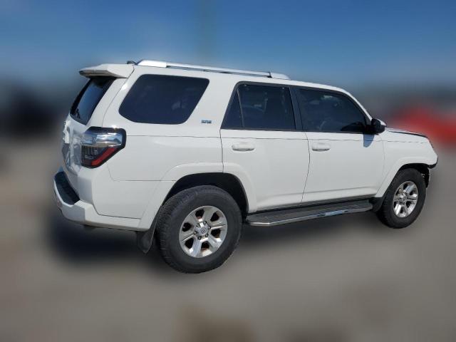 Паркетники TOYOTA 4RUNNER 2016 Белый