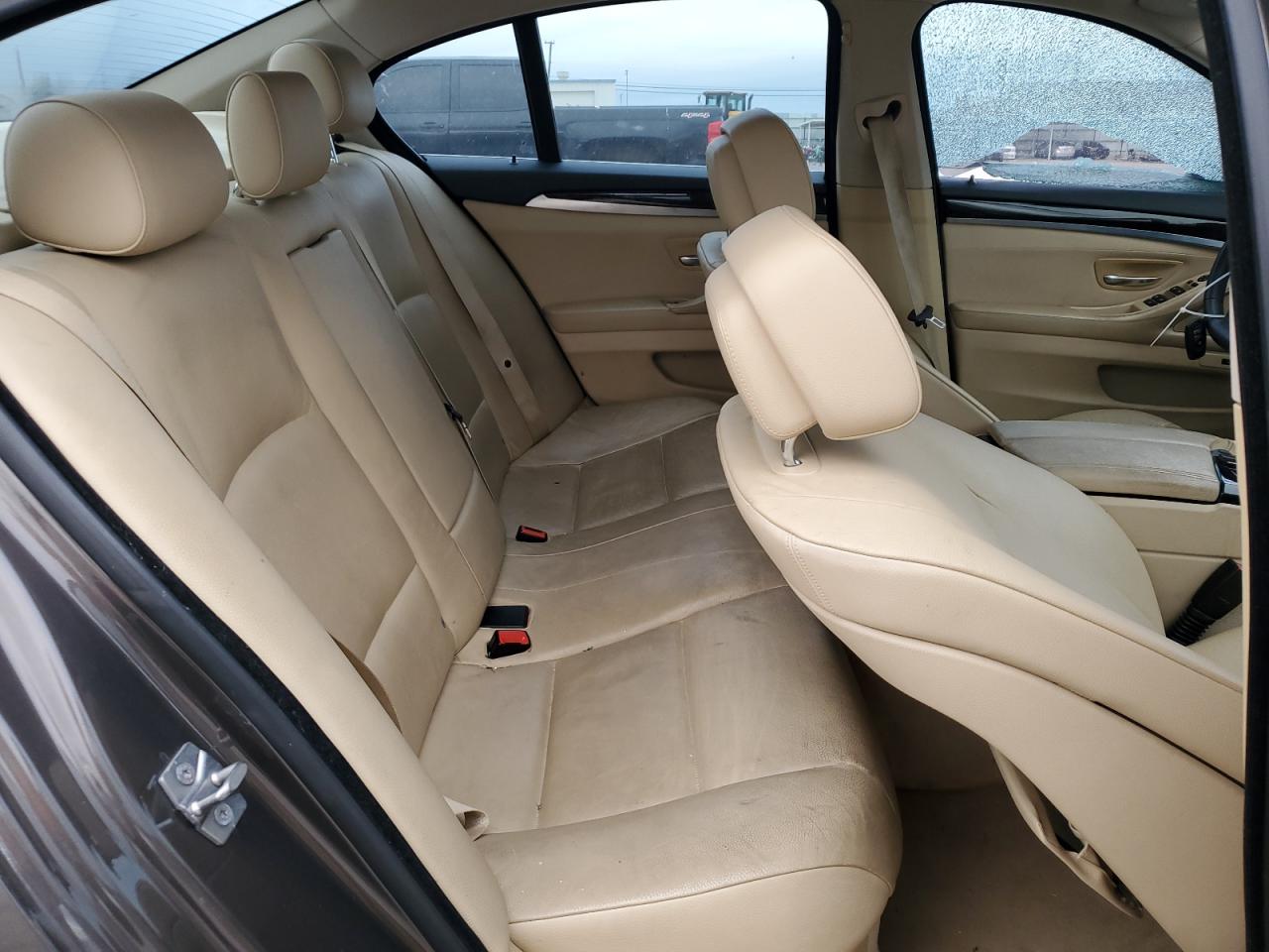 2011 BMW 5er - Image 10