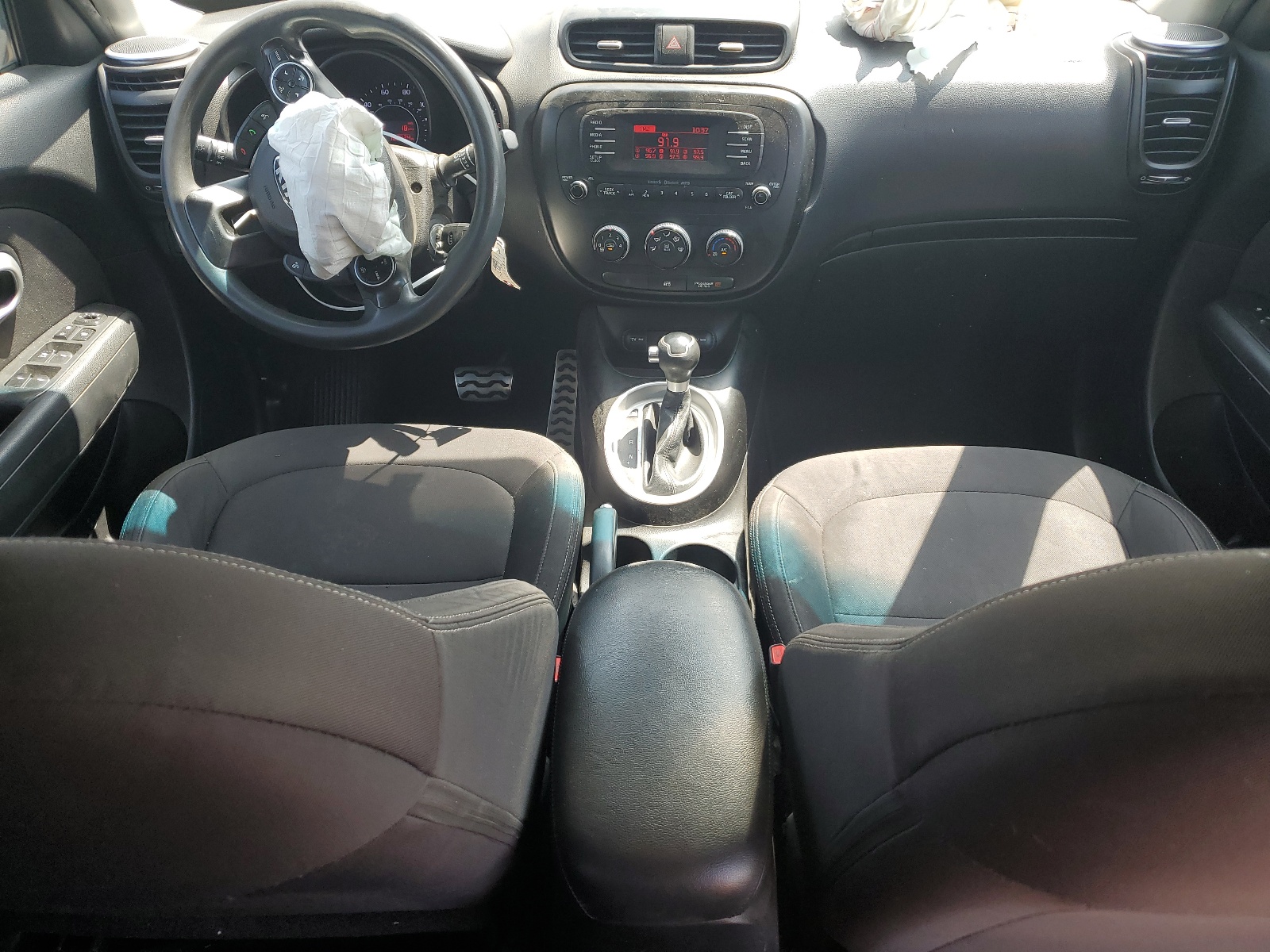 KNDJN2A2XF7127033 2015 Kia Soul