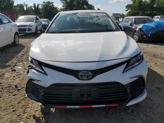 TOYOTA CAMRY 2021 Білий