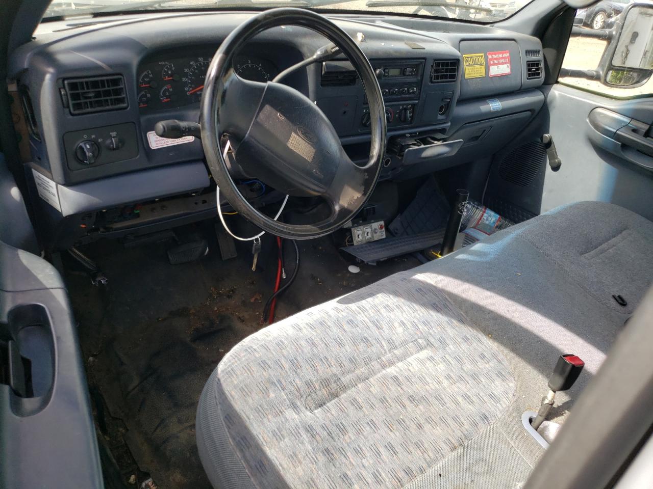 2000 Ford F450 Super Duty VIN: 1FDXF46S7YEC96304 Lot: 60696564