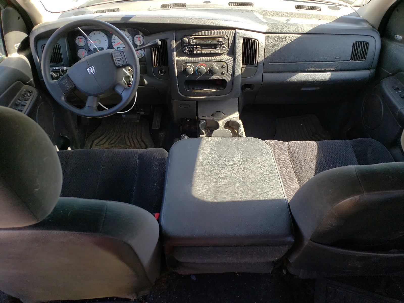 1D7HU18D74S760737 2004 Dodge Ram 1500 St