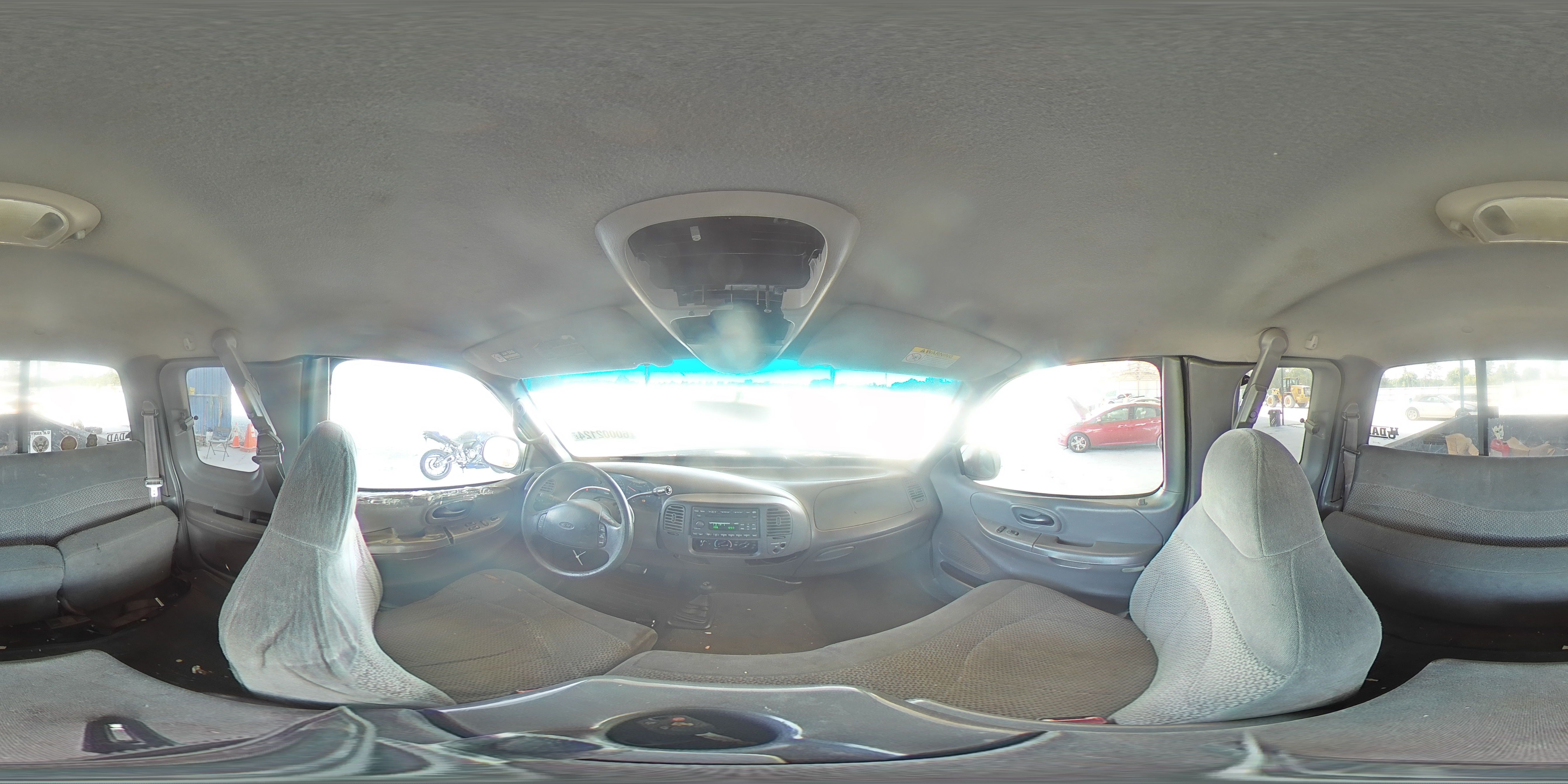 2000 Ford F150 VIN: 1FTRX18L8YNA88477 Lot: 60002124