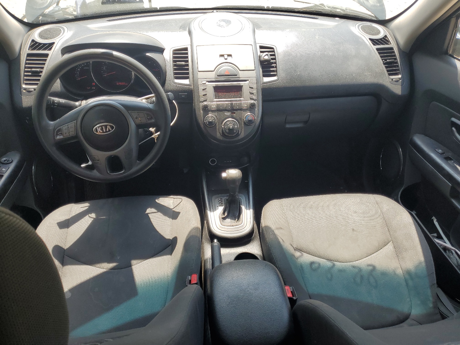 KNDJT2A20B7231093 2011 Kia Soul +