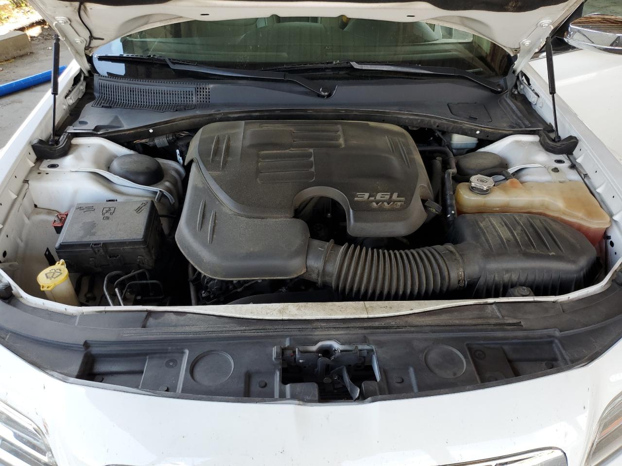 2014 Chrysler 300C VIN: 2C3CCAEG1EH345769 Lot: 60711894