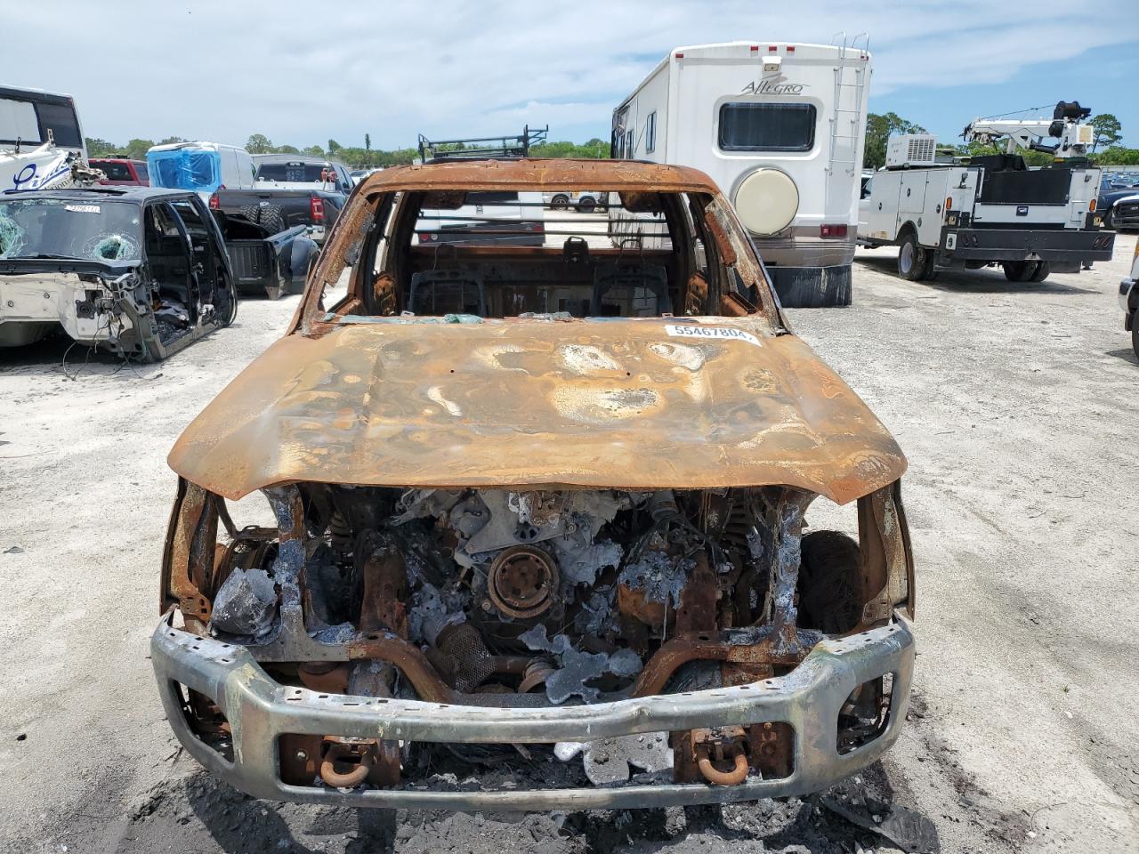 2016 Ford F450 - Image 9