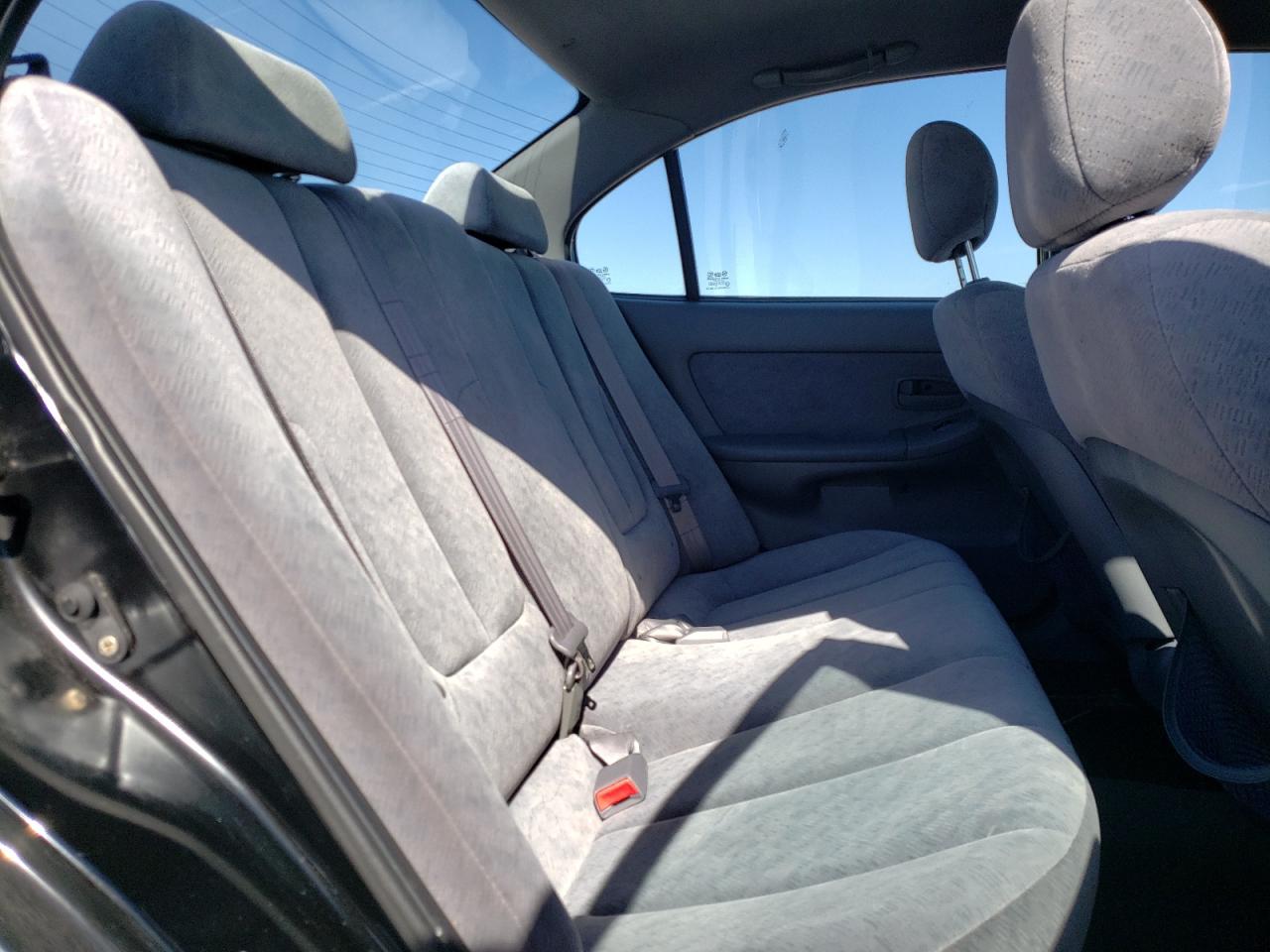 2005 Hyundai Elantra Gls VIN: KMHDN46D95U022353 Lot: 57031944