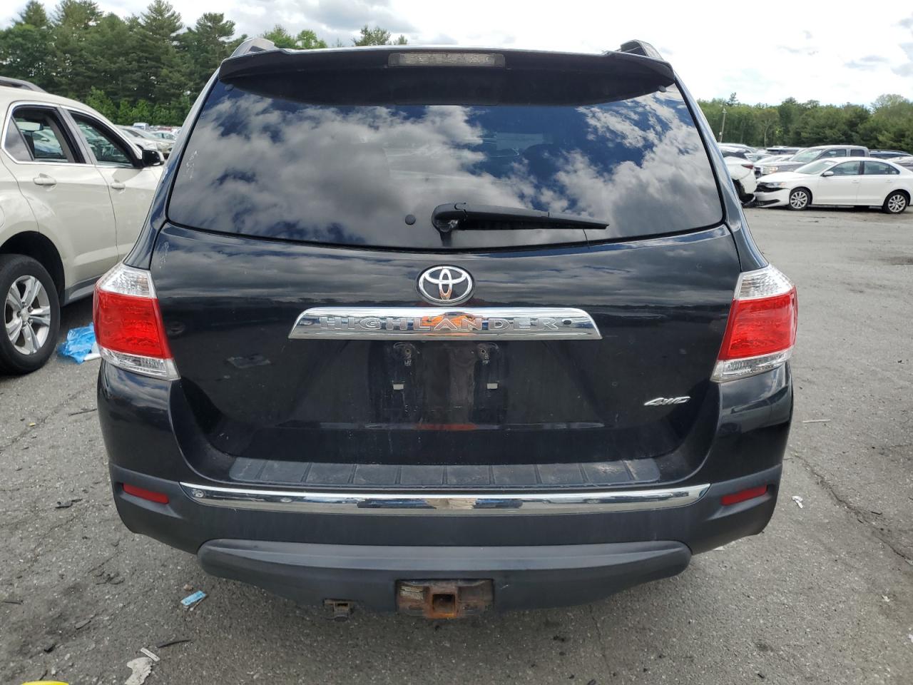 5TDBK3EH1DS271669 2013 Toyota Highlander Base