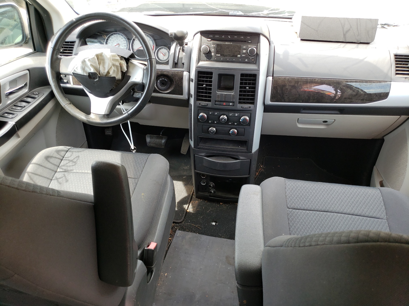 2D4RN5DX7AR146855 2010 Dodge Grand Caravan Sxt