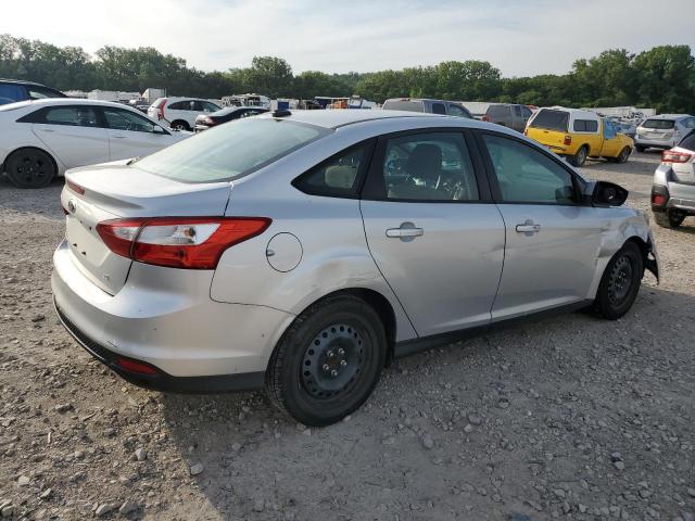  FORD FOCUS 2012 Серебристый