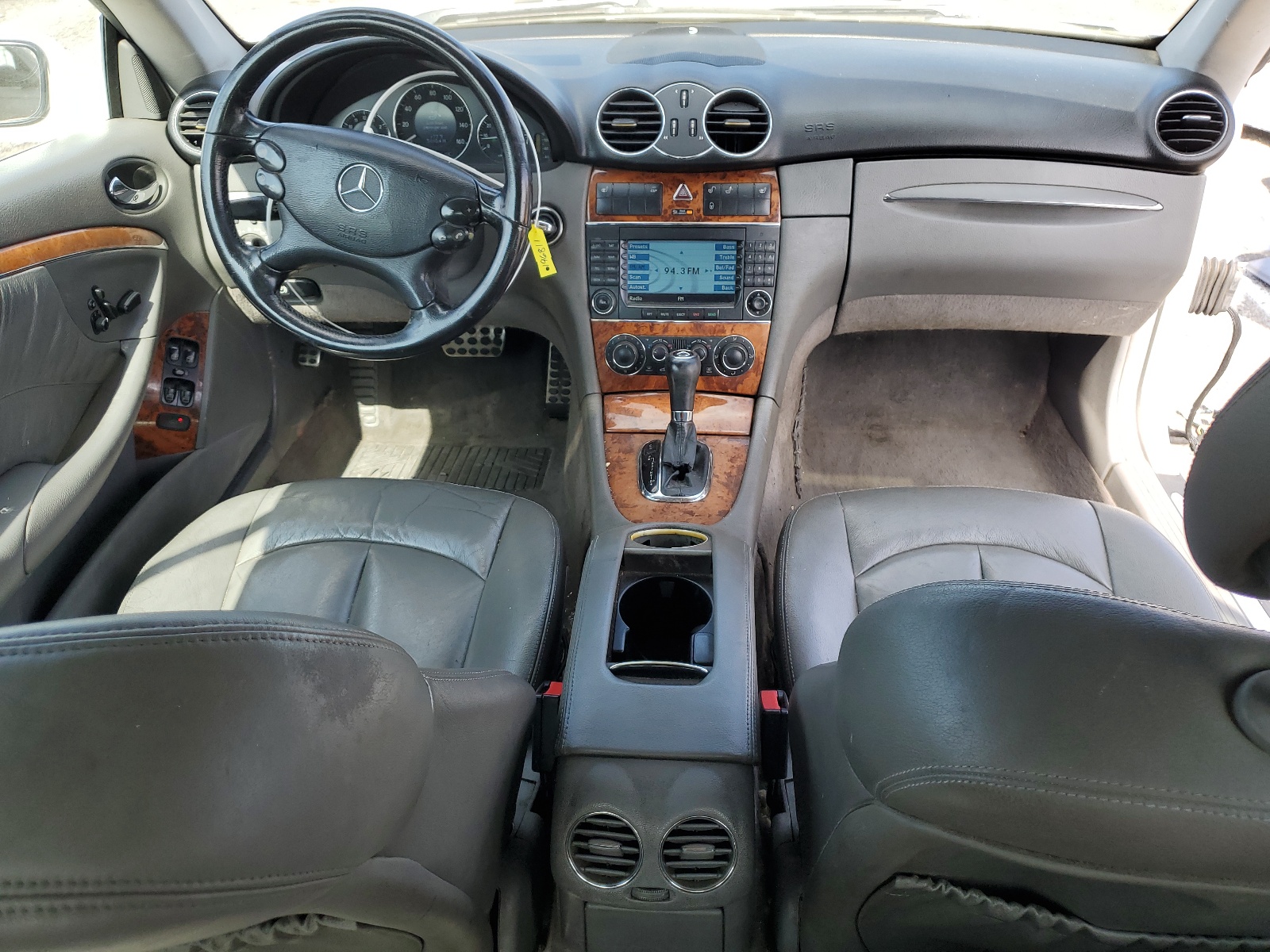 WDBTJ56H46F196811 2006 Mercedes-Benz Clk 350