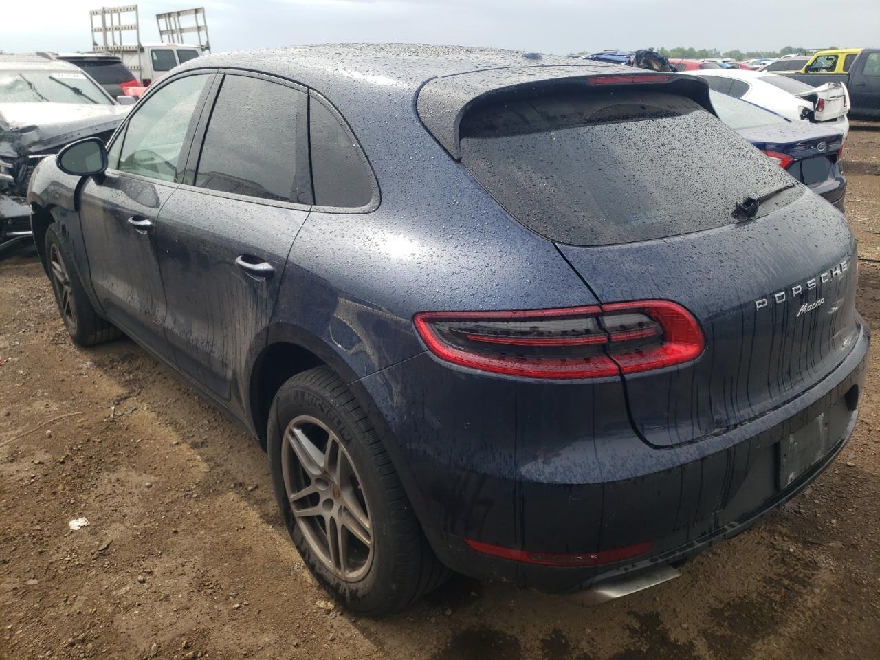 VIN WP1AA2A57HLB09121 2017 PORSCHE MACAN no.2