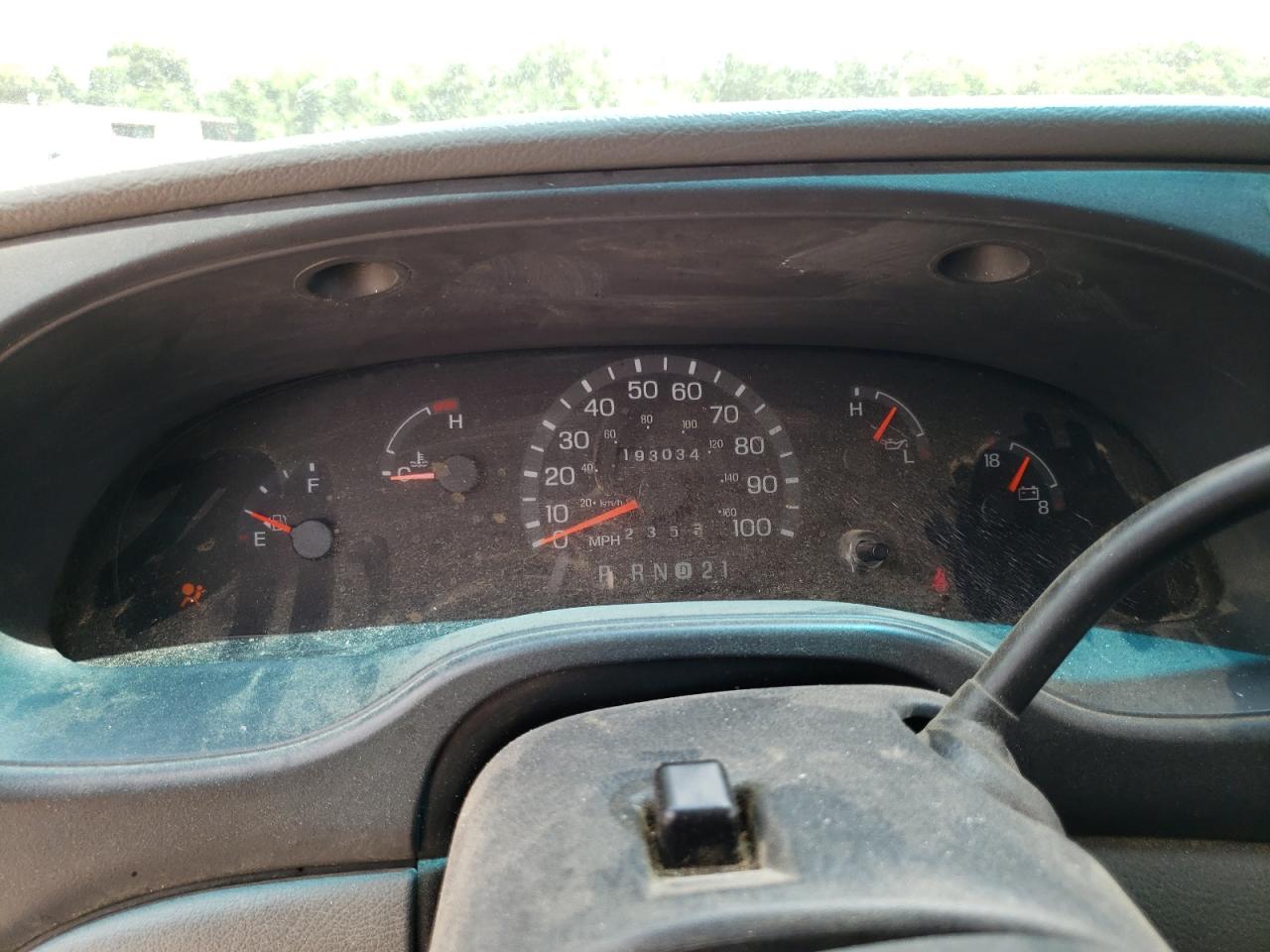 2003 Ford Econoline E150 Van VIN: 1FTRE14253HA38338 Lot: 57028524