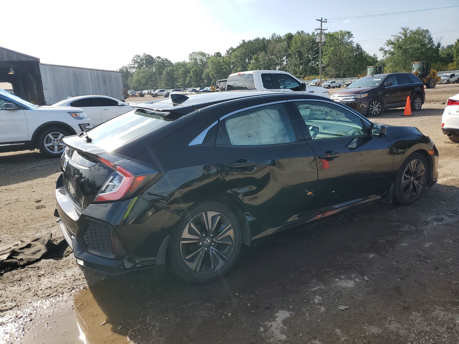 2018 Honda Civic Ex vin: SHHFK7H56JU208320