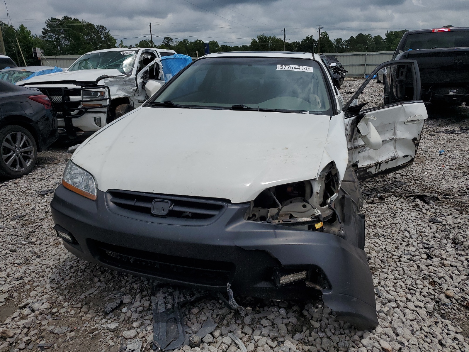 1HGCG32512A017598 2002 Honda Accord Ex