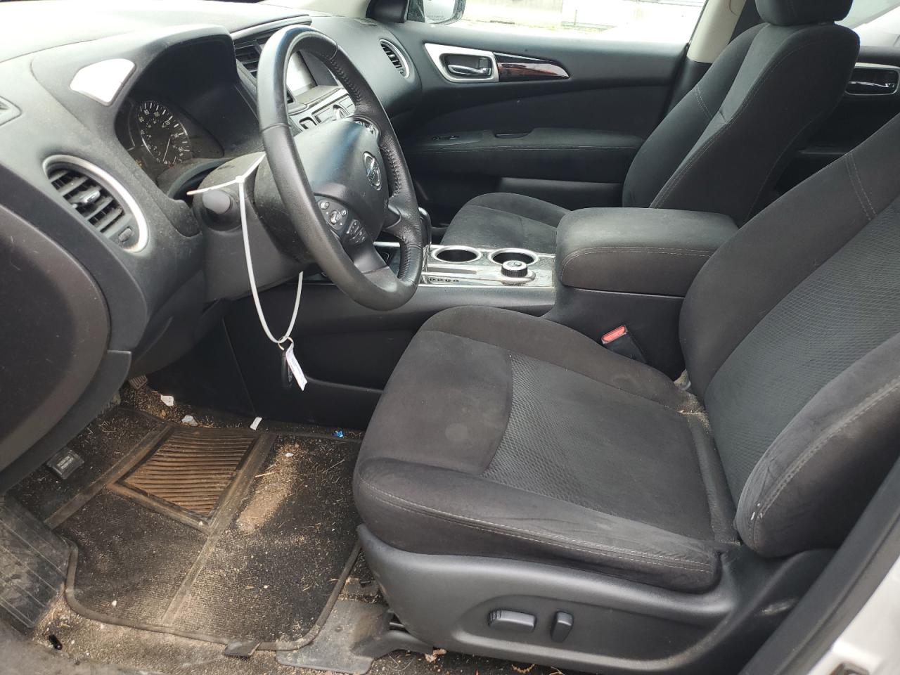 2015 Nissan Pathfinder S VIN: 5N1AR2MM8FC670238 Lot: 61032124