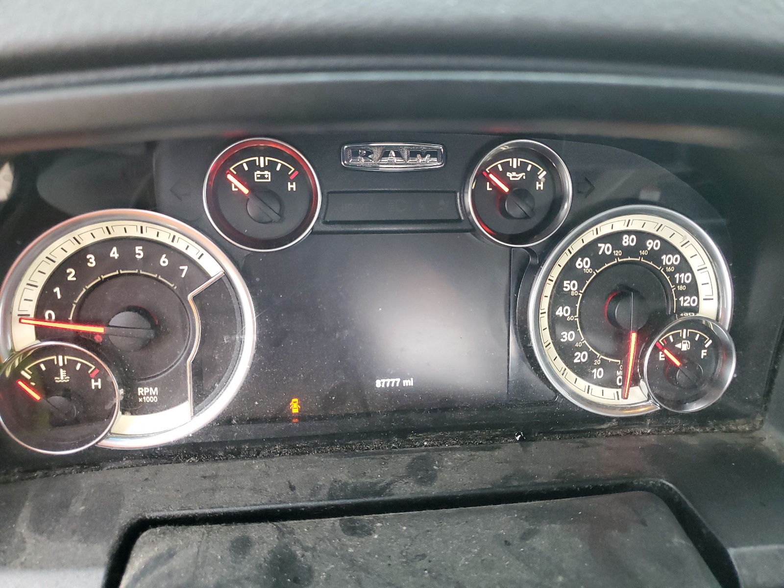 1C6RR6LT8KS525926 2019 Ram 1500 Classic Slt