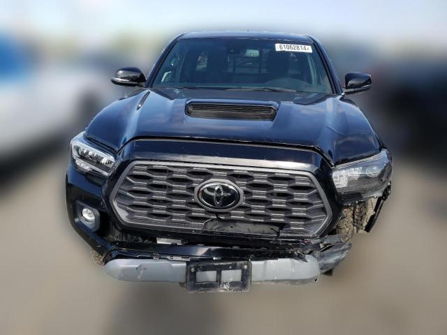  TOYOTA TACOMA 2022 Чорний