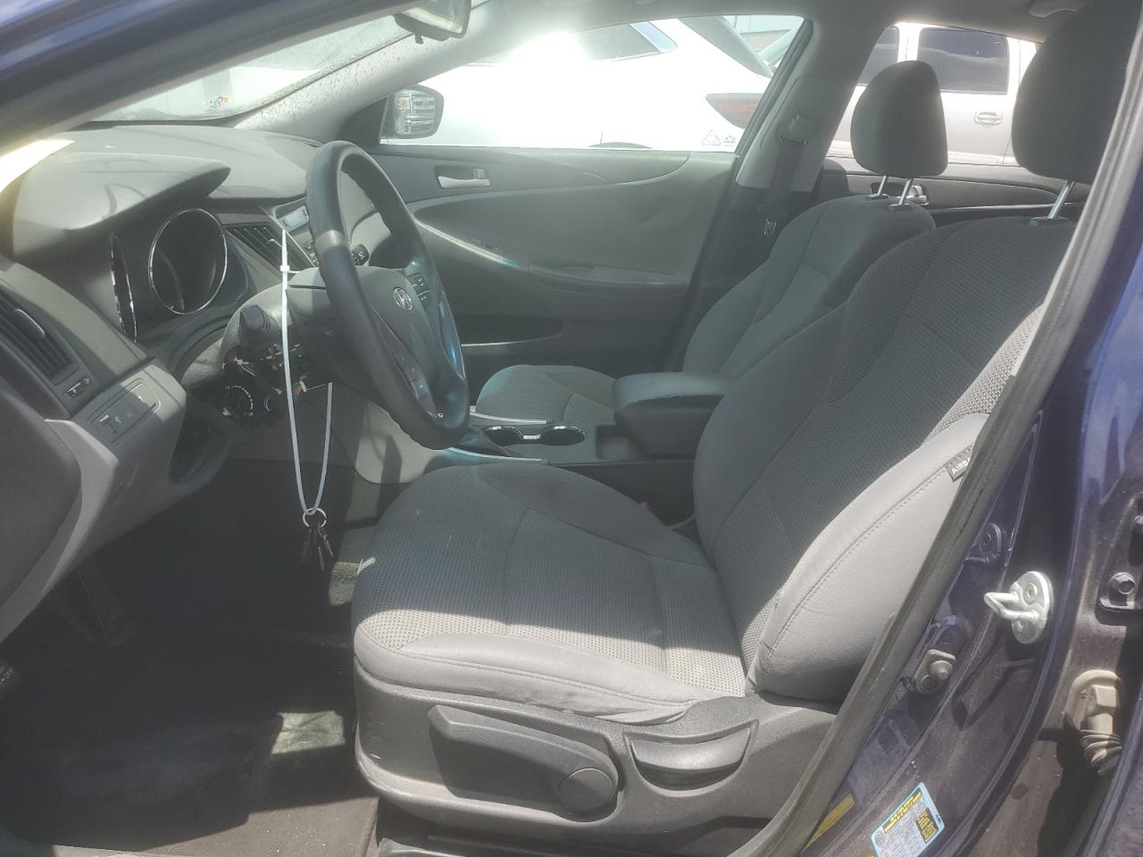 2014 Hyundai Sonata - Image 7