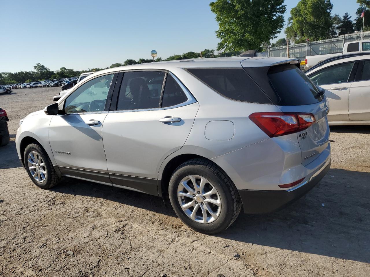 2GNAXTEVXK6218325 2019 CHEVROLET EQUINOX - Image 2